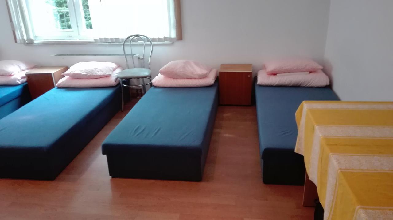 Hostel Madeira Гданьск Экстерьер фото