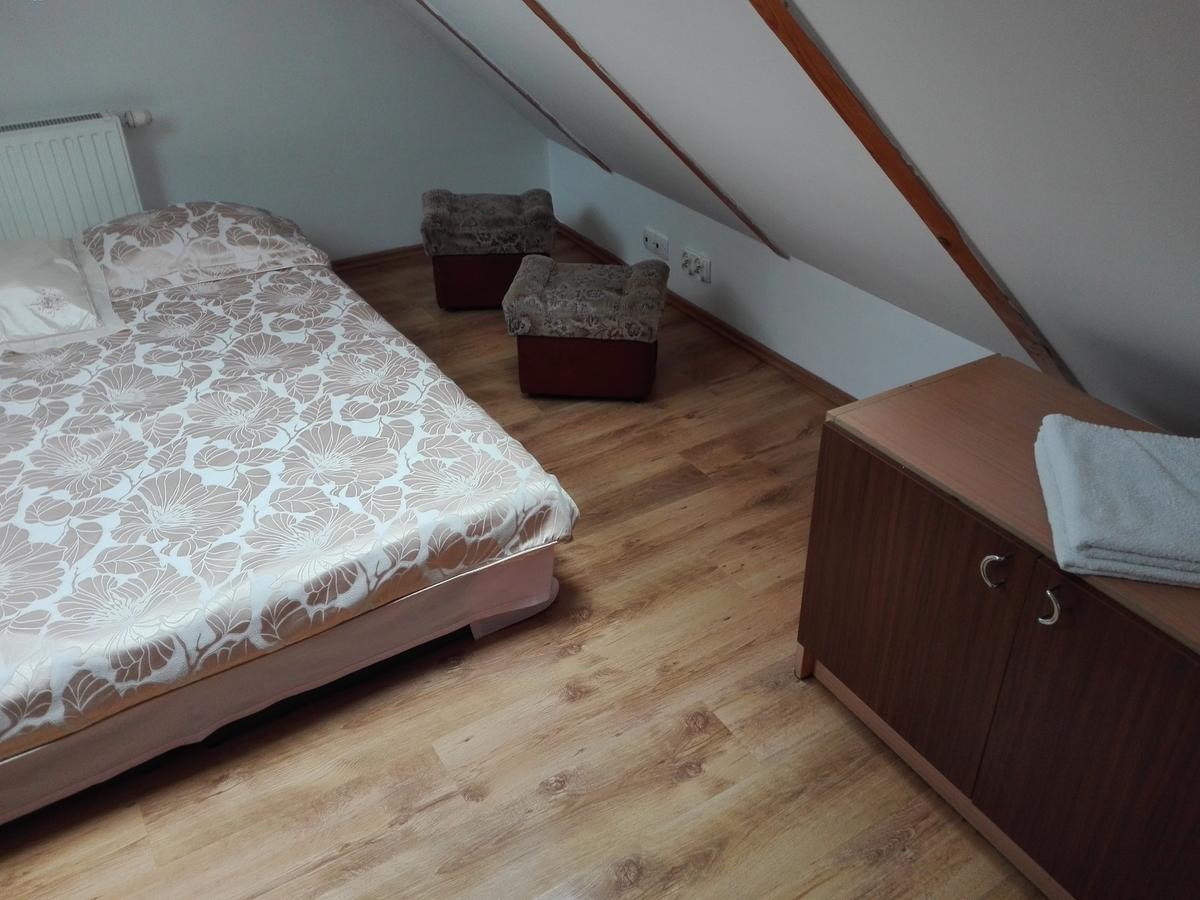 Hostel Madeira Гданьск Экстерьер фото