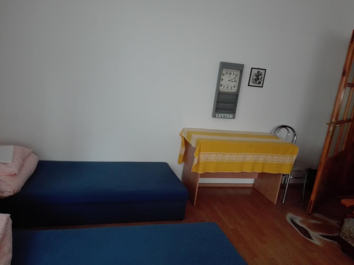 Hostel Madeira Гданьск Экстерьер фото