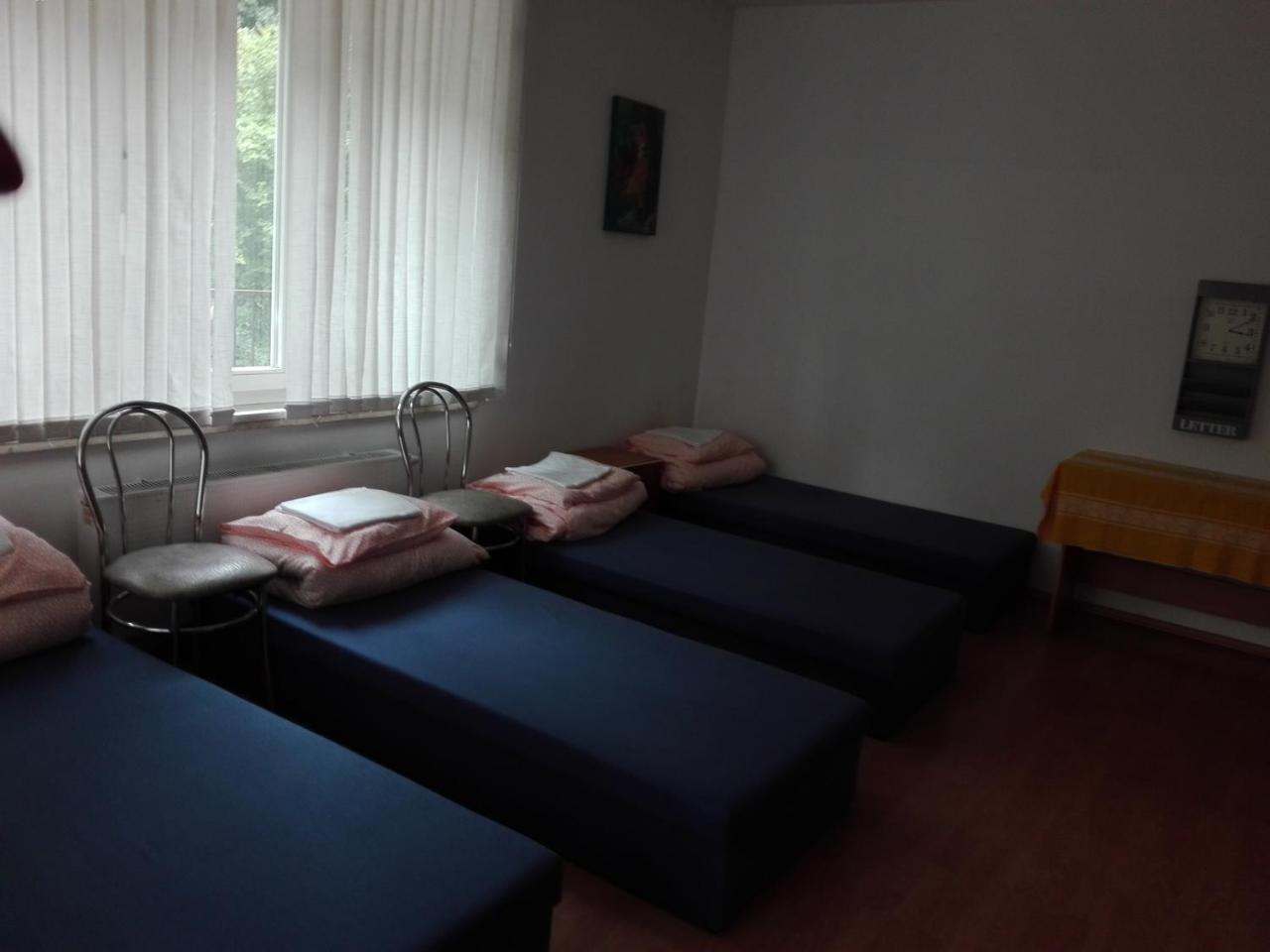 Hostel Madeira Гданьск Экстерьер фото