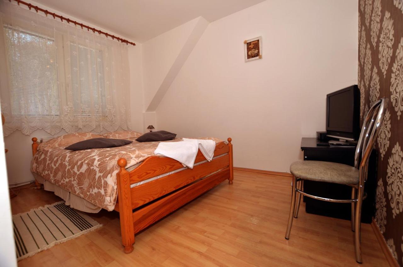 Hostel Madeira Гданьск Экстерьер фото