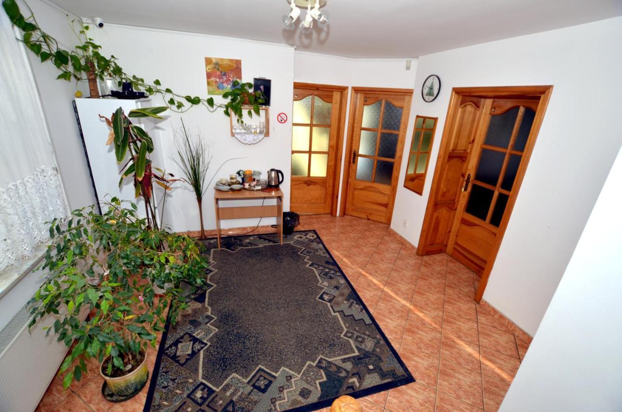 Hostel Madeira Гданьск Экстерьер фото